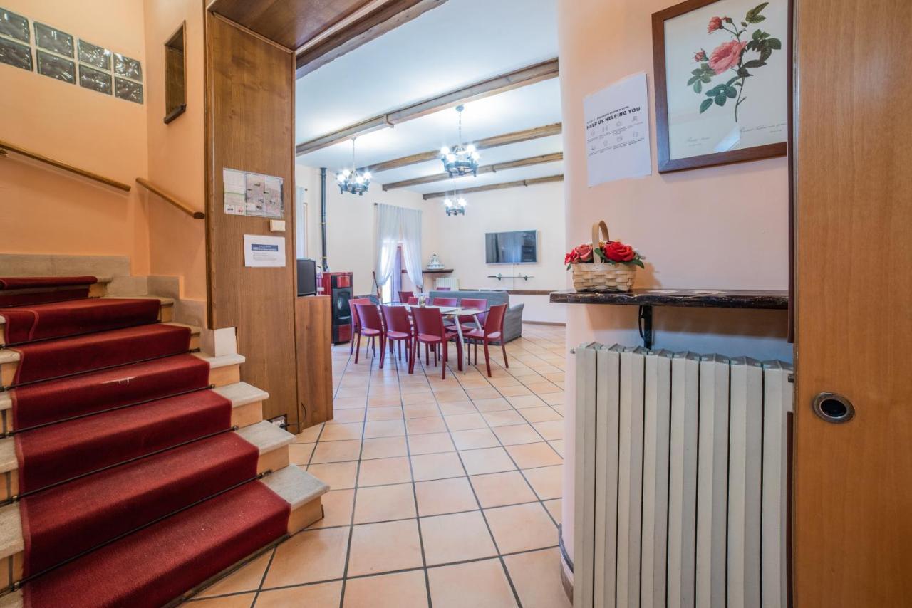Dimora Fresilia Casa Vacanze Opi Exteriér fotografie