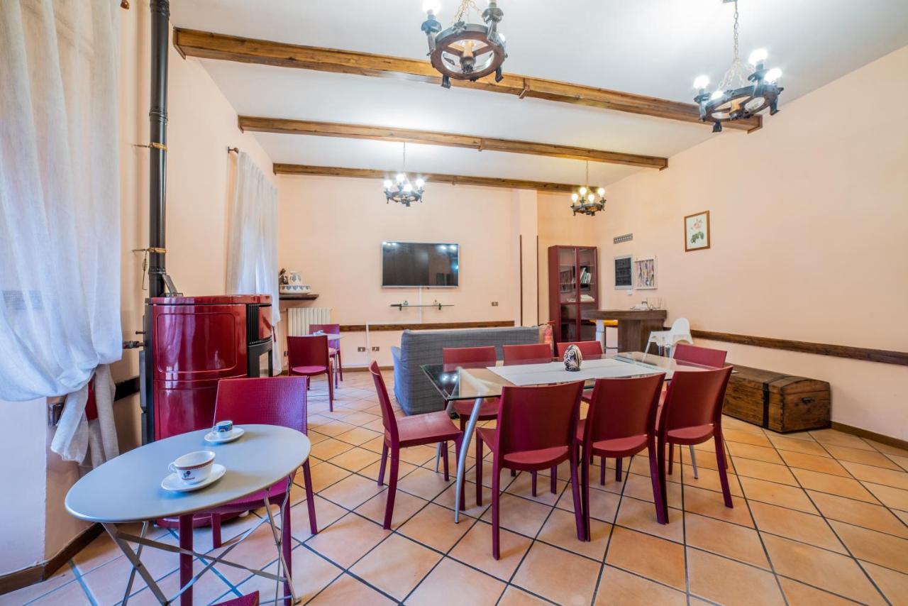 Dimora Fresilia Casa Vacanze Opi Exteriér fotografie